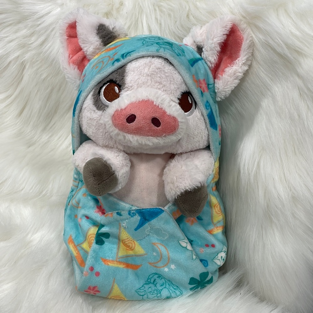 Disney Babi Púa Plush With Hooked Blanket